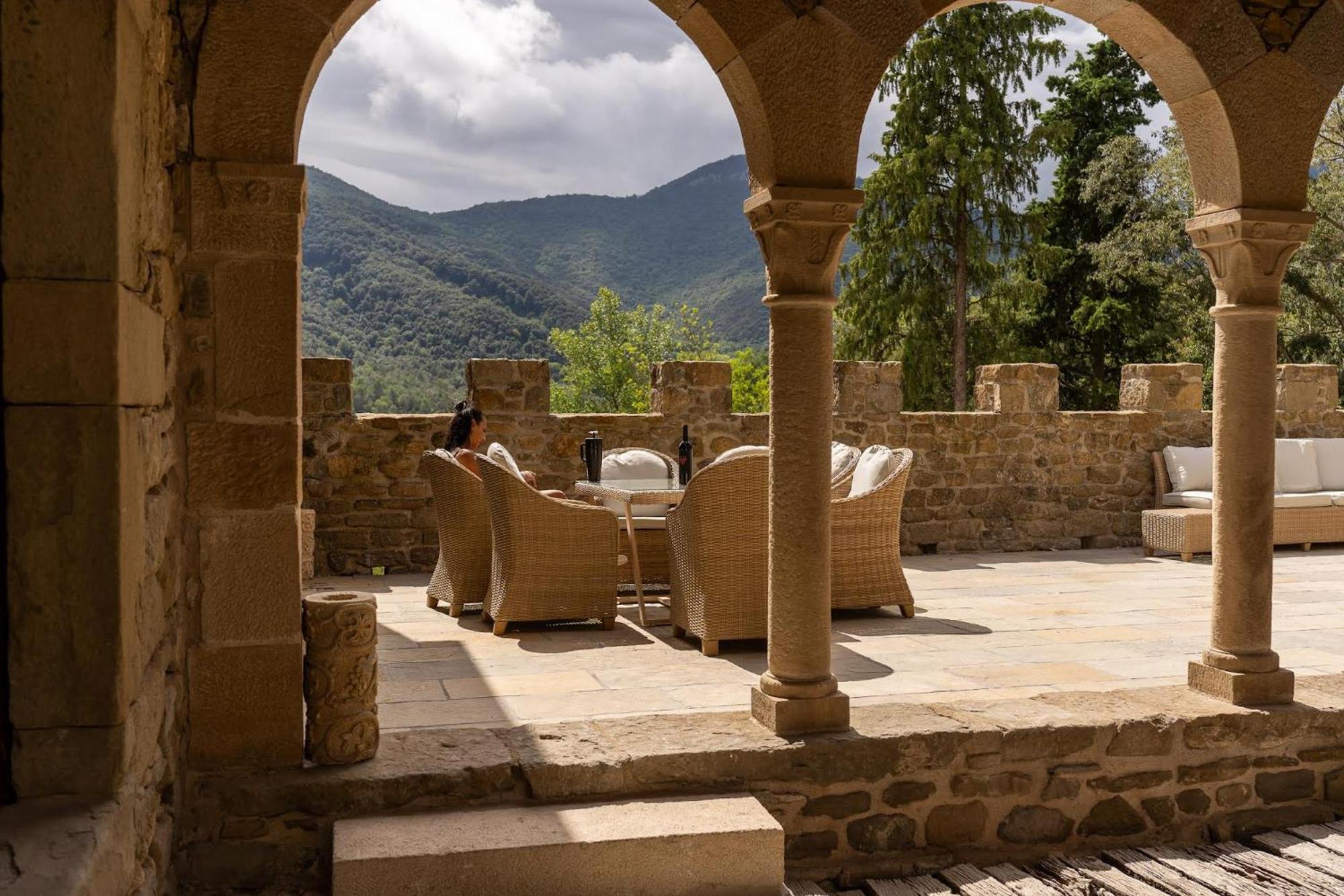 Villa Castell In Girona Sant Miquel de Campmajor Exterior foto