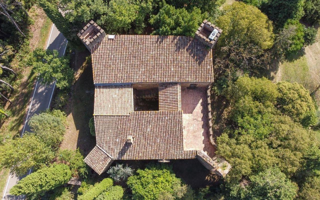 Villa Castell In Girona Sant Miquel de Campmajor Exterior foto